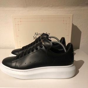 Alexander McQueen Sneaker